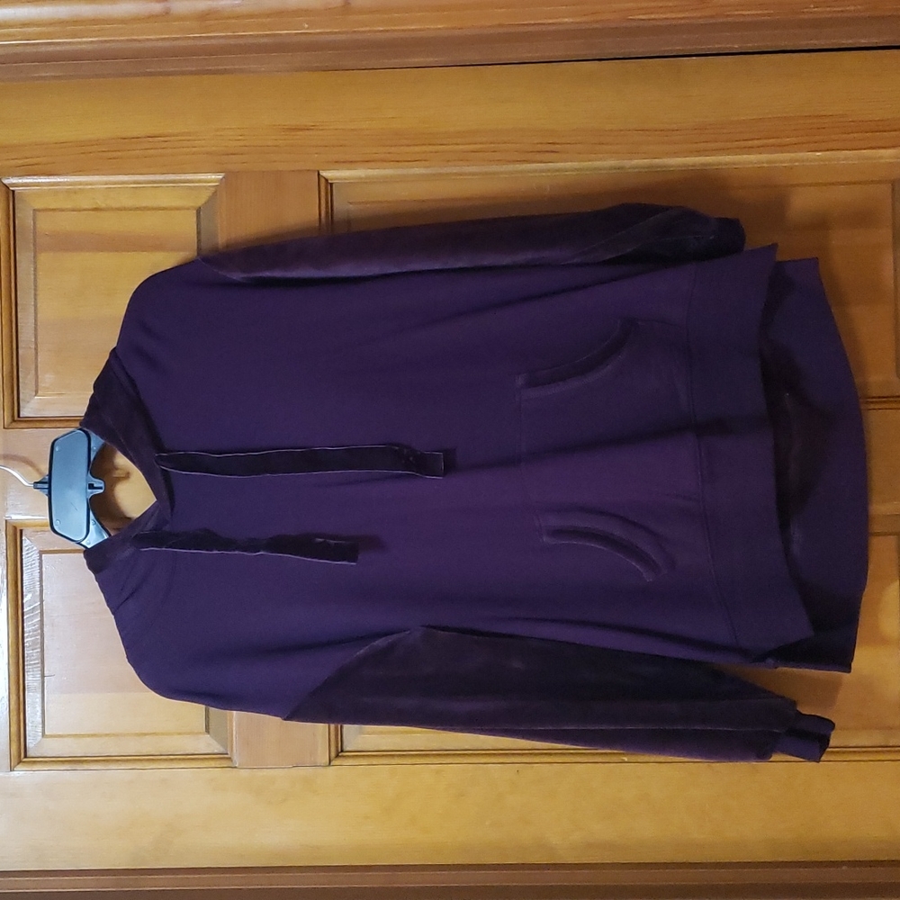 Wit and Wisdom Women's Burgundy Hooded Sweatshirt Small, Faux Velour, EUC